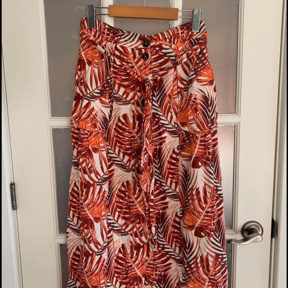 ASOS Tropical Midi Skirt 🌺 - Picture 5 of 6